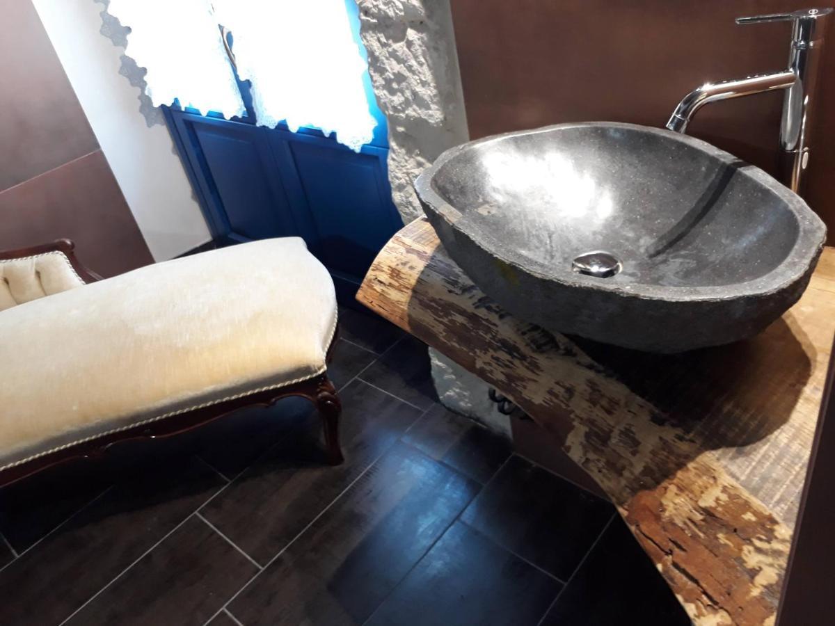 La Casa Dalle Finestre Blu 아바테지오 외부 사진