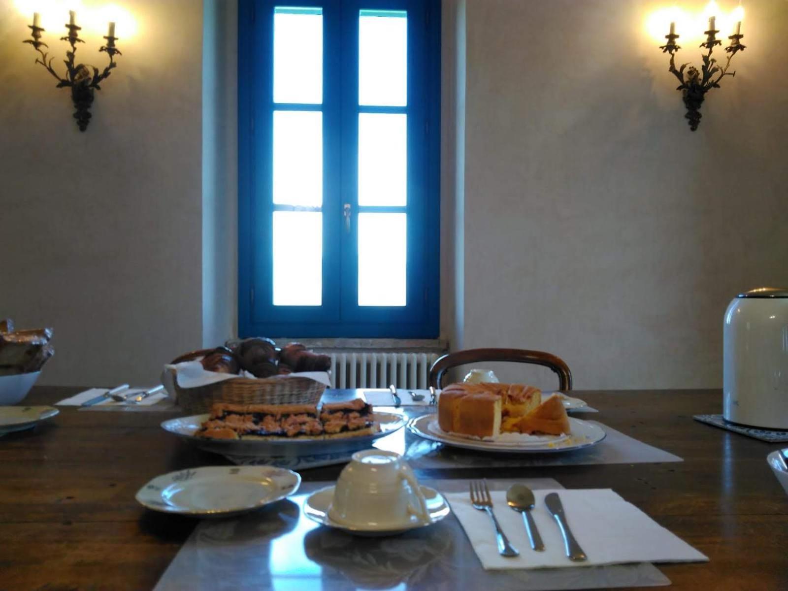 La Casa Dalle Finestre Blu 아바테지오 외부 사진